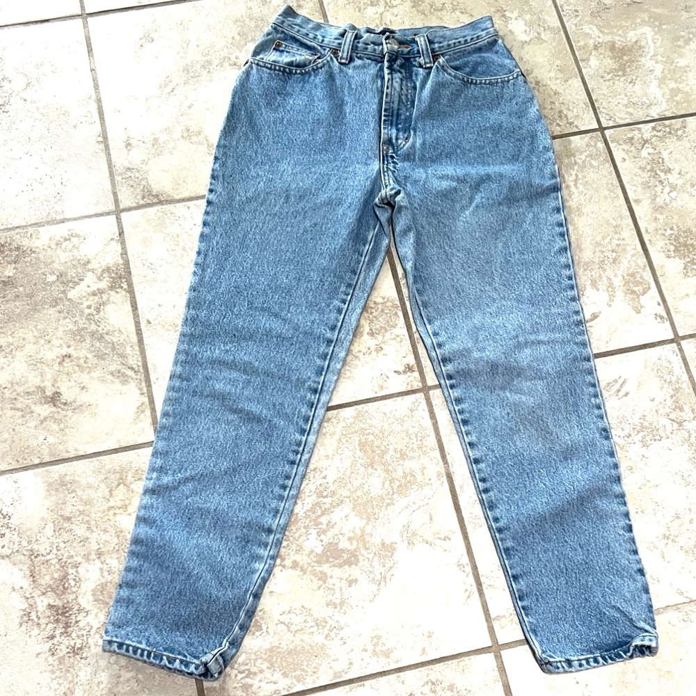 Gap Medium Wash Vintage Mom Jeans 👖 Tapered Ankle Length High Rise Excellent - Picture 7 of 10